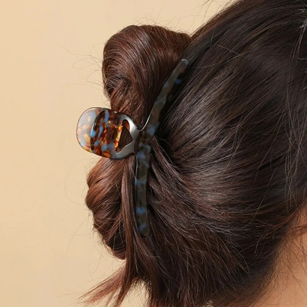 

Temperament High-End Acetic Acid Hair Claws Elegant Vintage French Big Barrettes Leopard Coffee Acetate Large Shark Clip Women
