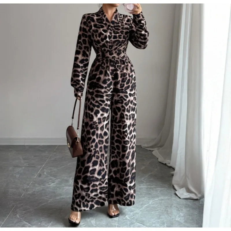 

2025 Elegant Leopard Print Long-Sleeved Wide-Fitting Pants Set for Women