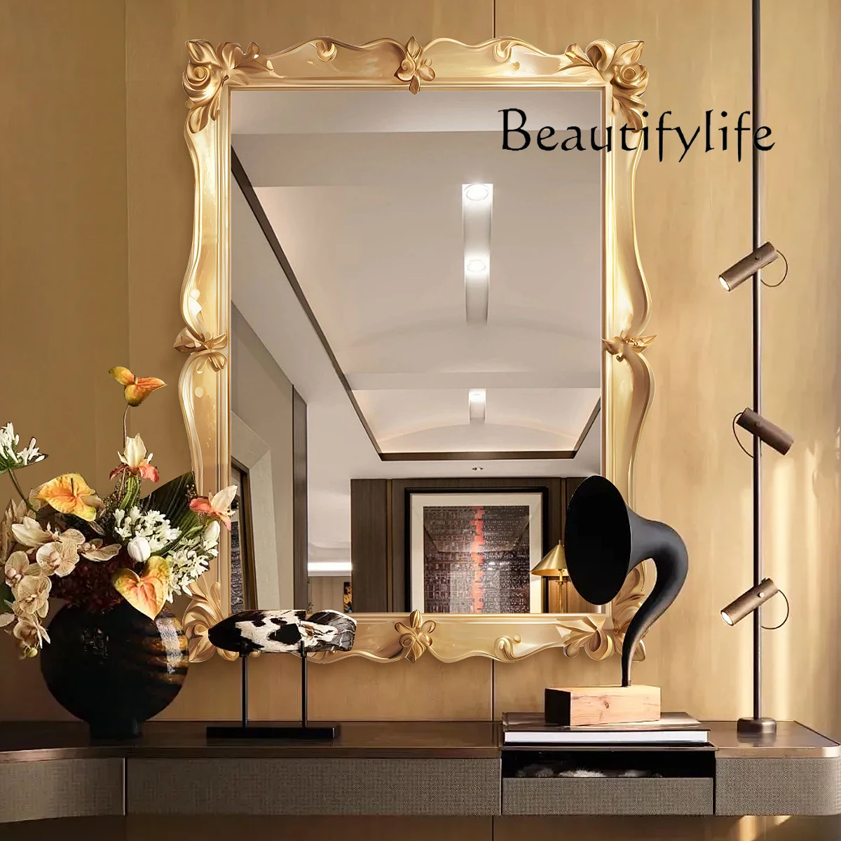 American light luxury retro makeup mirror wall hanging French home decoration washtable washmirror high-end
