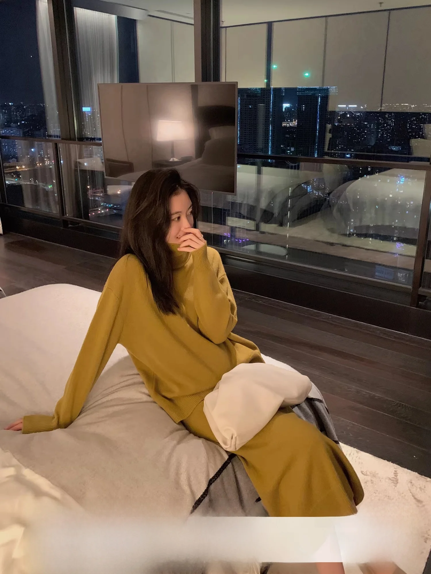 

Yang Xiaoyao Soft Warm All Wool Knitted Sweater And Skirt Set Women's High Collar f Length Spring Faion Commute Sle