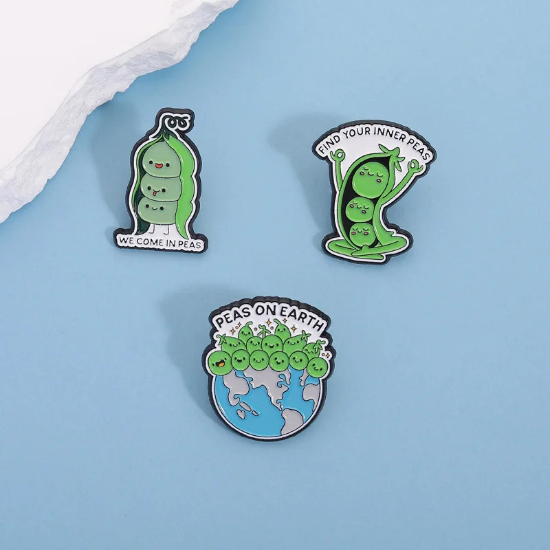 Plant-themed Brooches Fun Pea Vegetable Green Bean Metal Badges Small Gifts Wholesale Bag Pins for Backpacks Brooch Backpack Pin