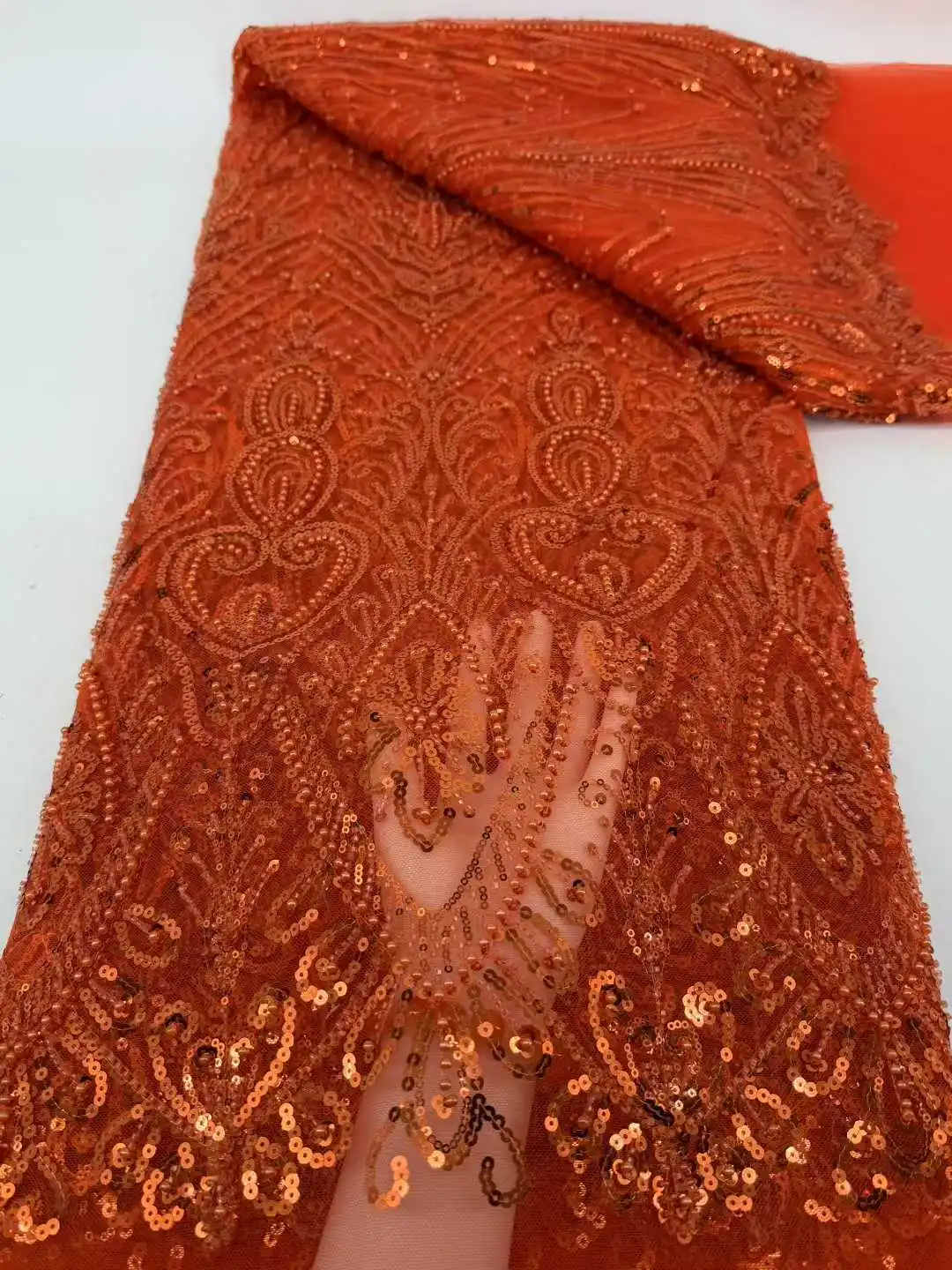 

Нигерийская новинка 2025, африканская французская горячая распродажа, тюлевая кружевная ткань с бусинами и блестками, элитный костюм для невесты, свадебной вечеринки, шить платья