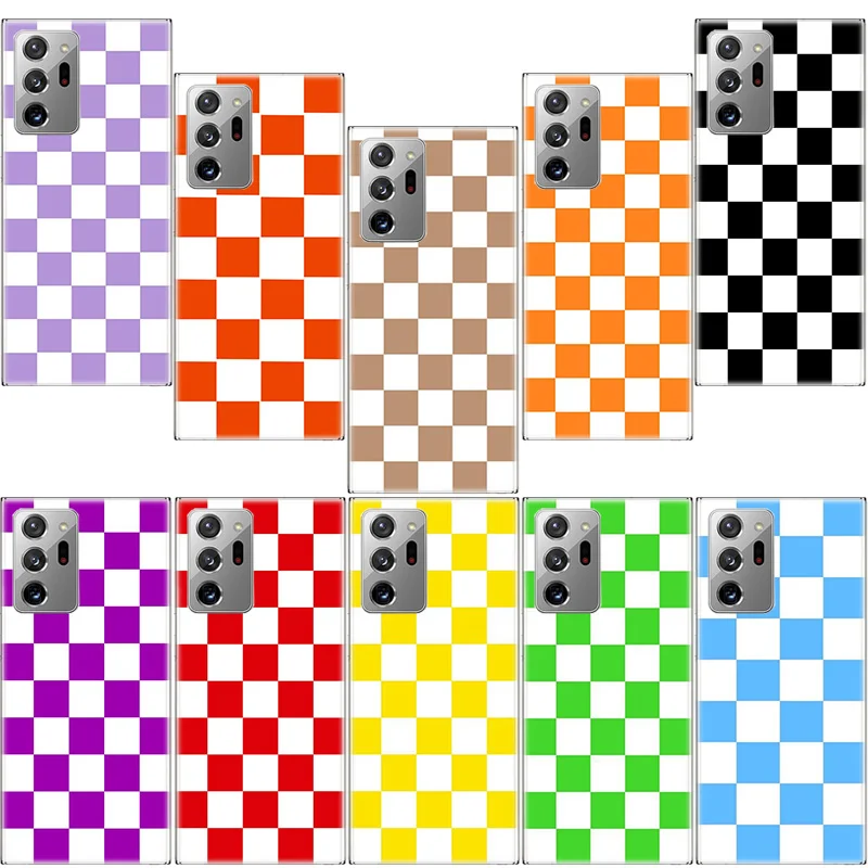 

Retro Classic Chess Board Grid Phone Case For Samsung Galaxy S25 Edge S24 S23 FE S22 S26 Ultra S21 S20 S10 Plus Capa Soft