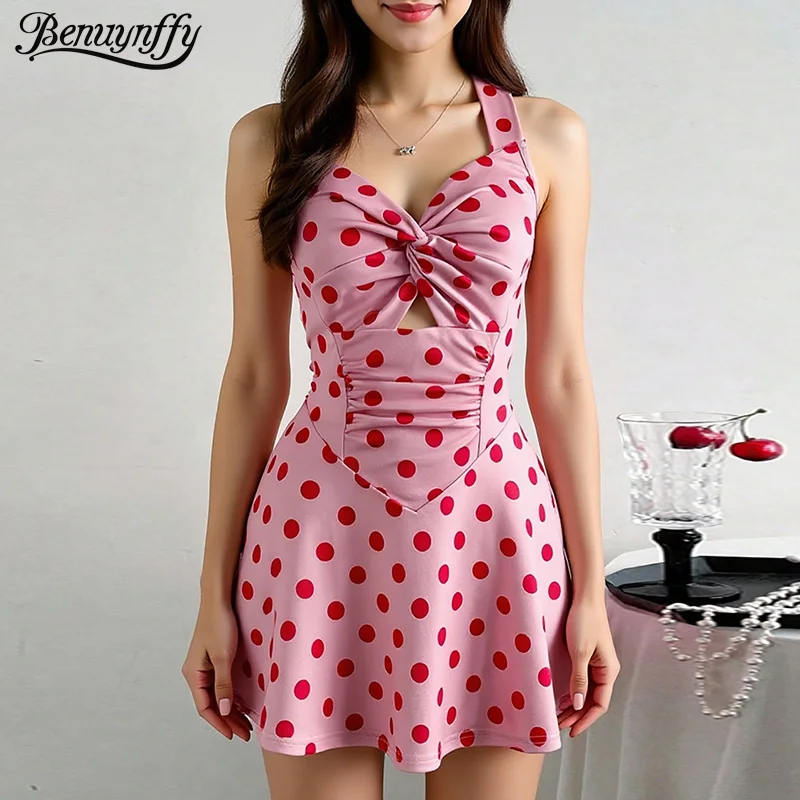 

Benuynffy платье с лямкой на шее в горошек, женское летнее платье с лямкой на шее в стиле ретро Y2k, милое вечерние короткое платье с вырезом в форме сердца и галстуком-бабочкой на спине