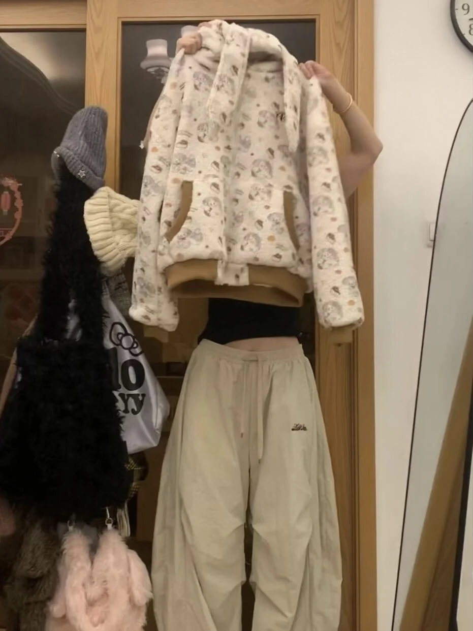 

Милая женская свободная куртка с капюшоном и принтом собачки, из овечьего меха, осенне-зимняя, модная, для пар, теплая, милая, длинная, с рукавами.