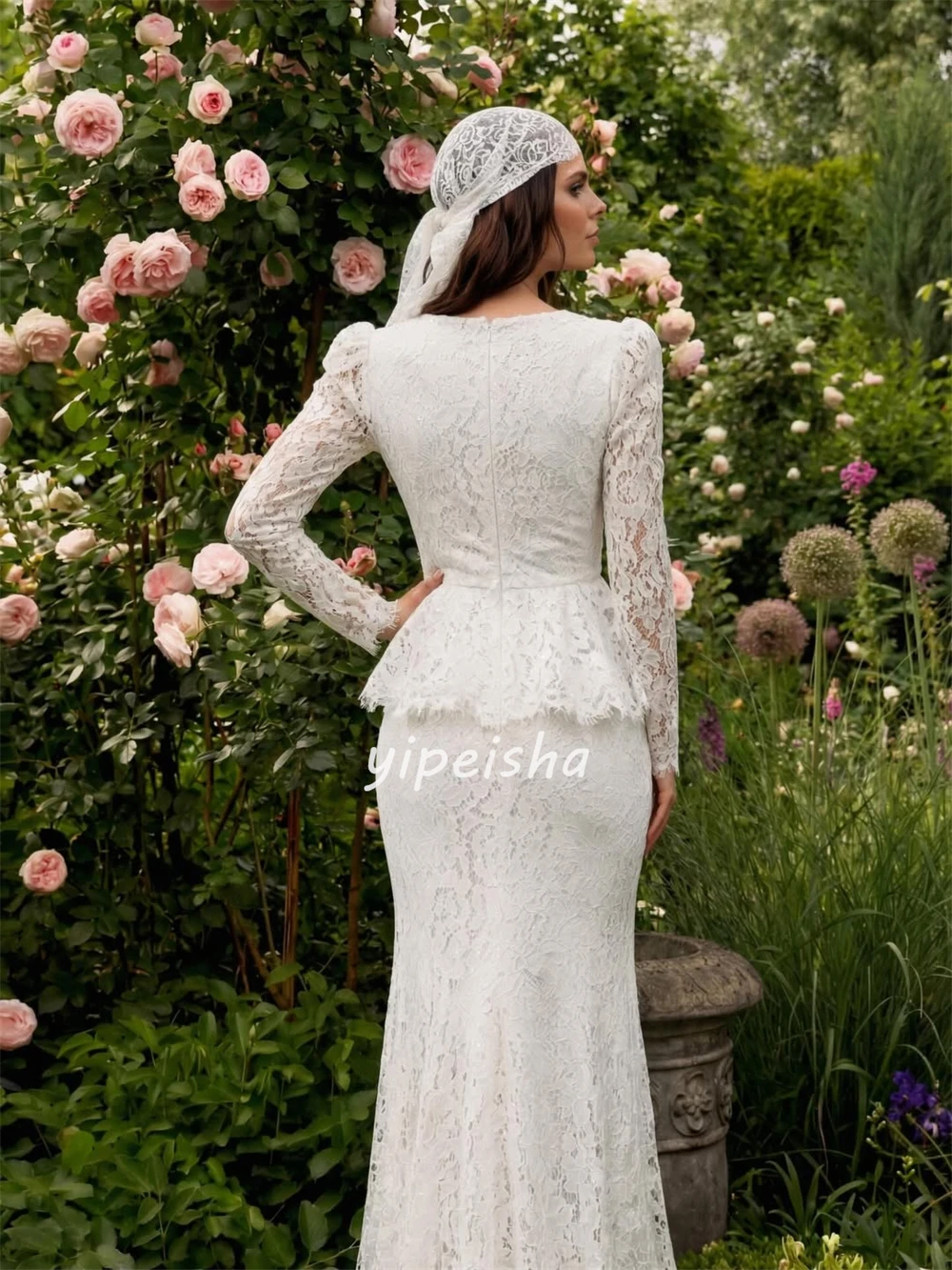 Customized Modern Style Women Lace Button Ruched Mermaid Evening Dresses Sexy Retro V-neck Long Sleeves Floor Lenght Party Gowns