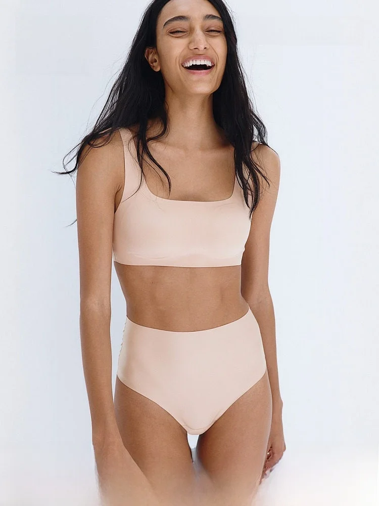 

H&M Women's Soft Cup Bra with Pad Summer Fashion Fine Fiber Bra 1266442 Adjustable Shoulder Strap No Wire Full Cup Bra