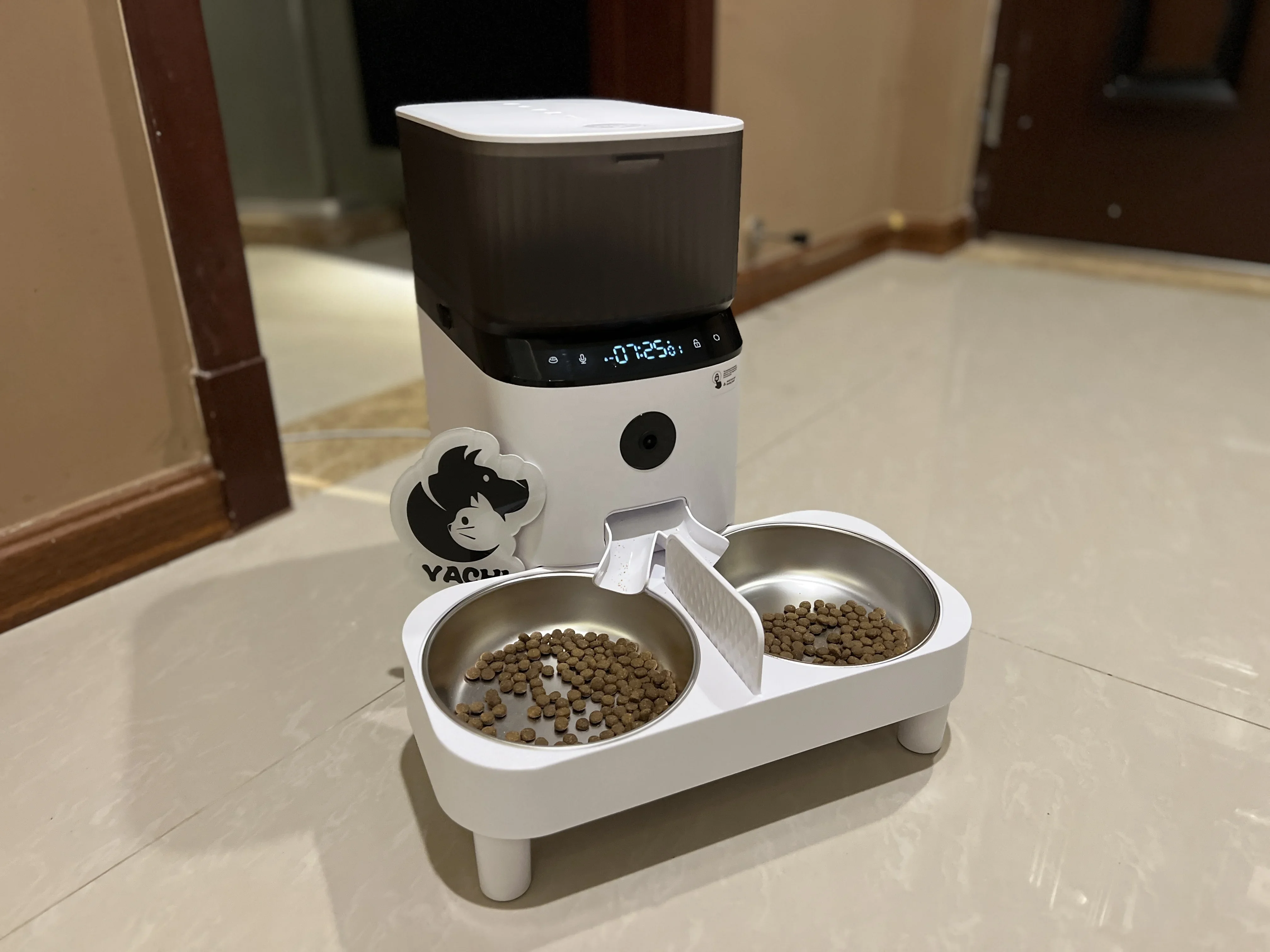 Large volume smart pet two cat feeder double bowl automatic feeder with app remote control camera voice control