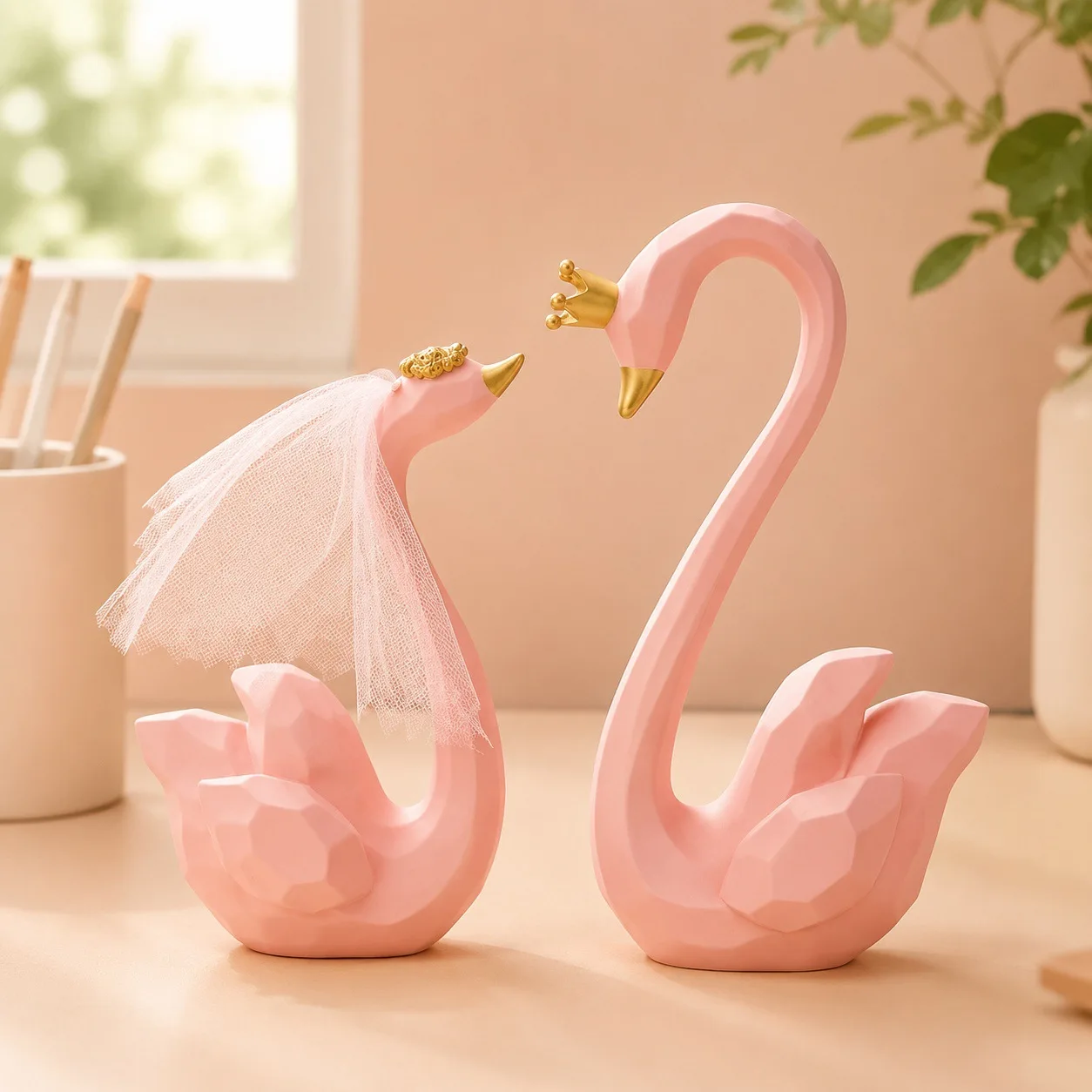 Home Ornaments High-end Niche Resin Handicrafts Bedroom Bedside Decoration Living Room Desktop Ornaments Craft Decoration