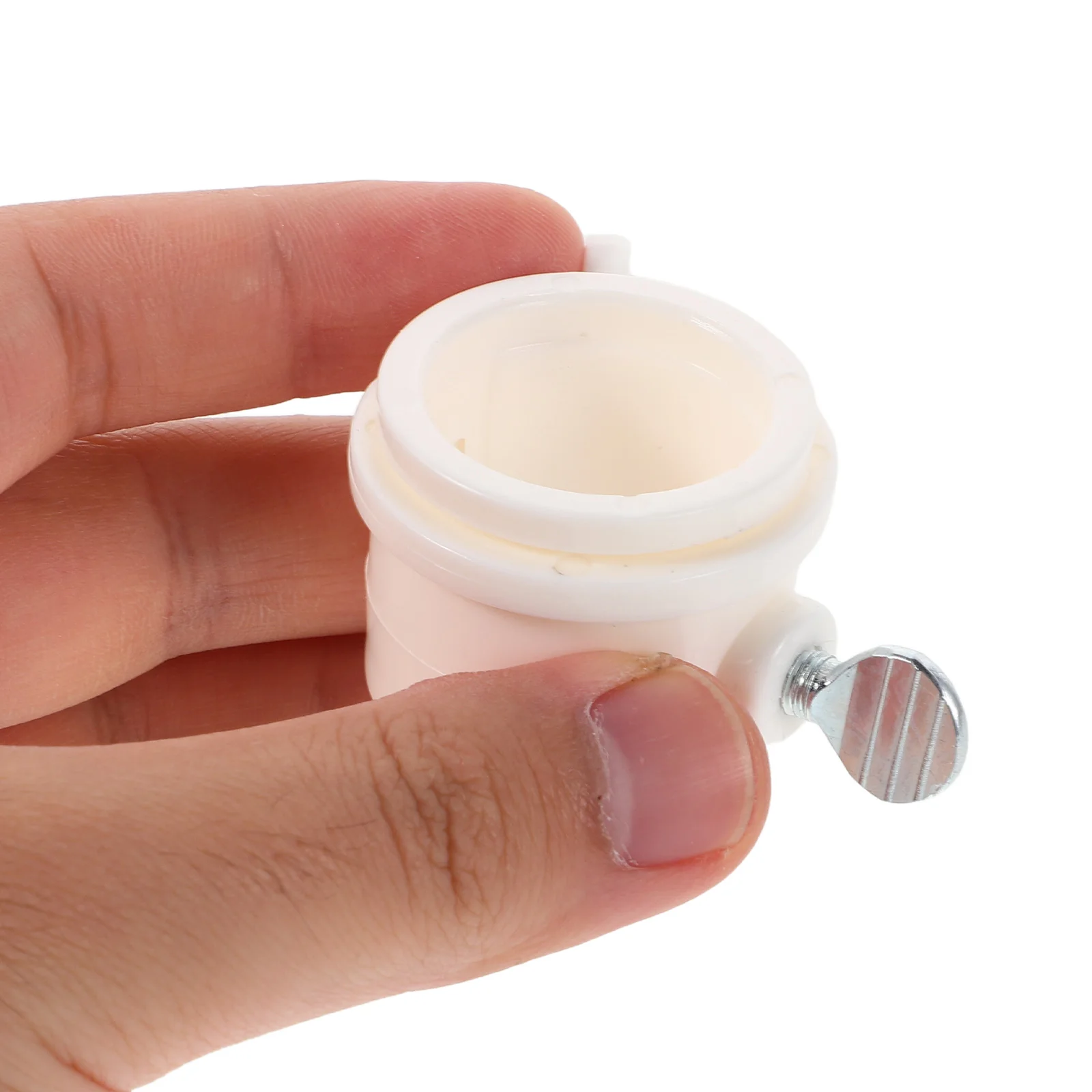 

1Set Flagpole Rotating Rings Weather Resistant Anti Wrap Swivel Clips for Outdoor Flag Mounting Accessories Flag Pole Rings