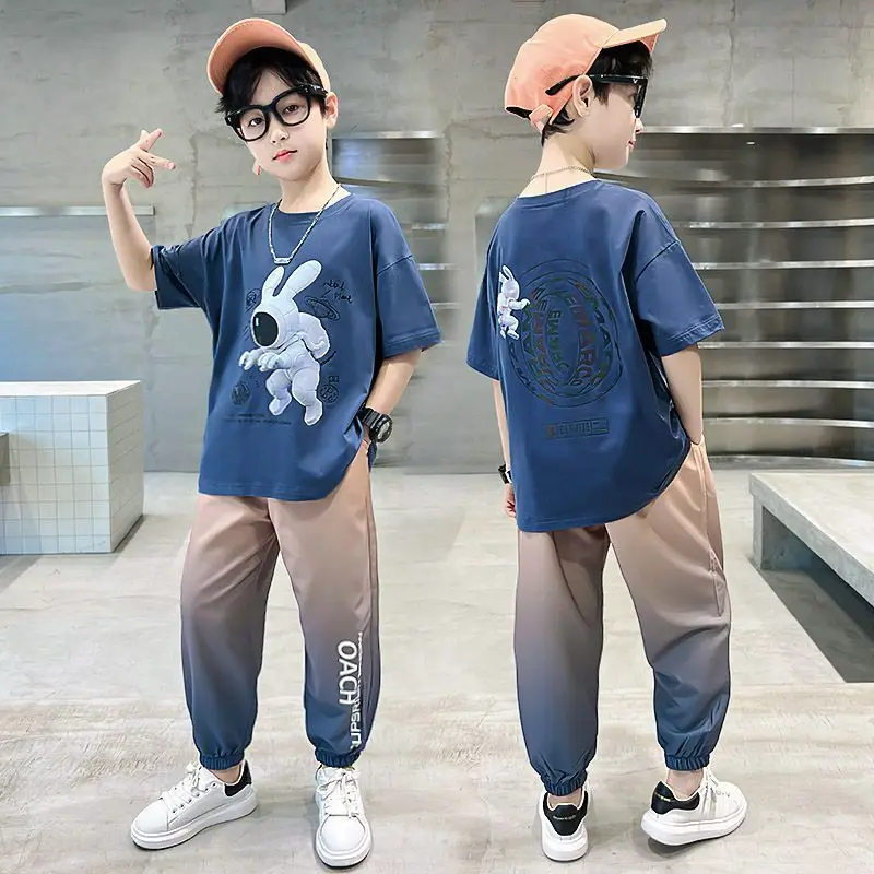 

Boys Summer 2023 New Cotton Fashion Sports Suits Astronaut Rabbit Print Shorts Sleeve Sets 5 14Years Boys Streetwear Outfits Set