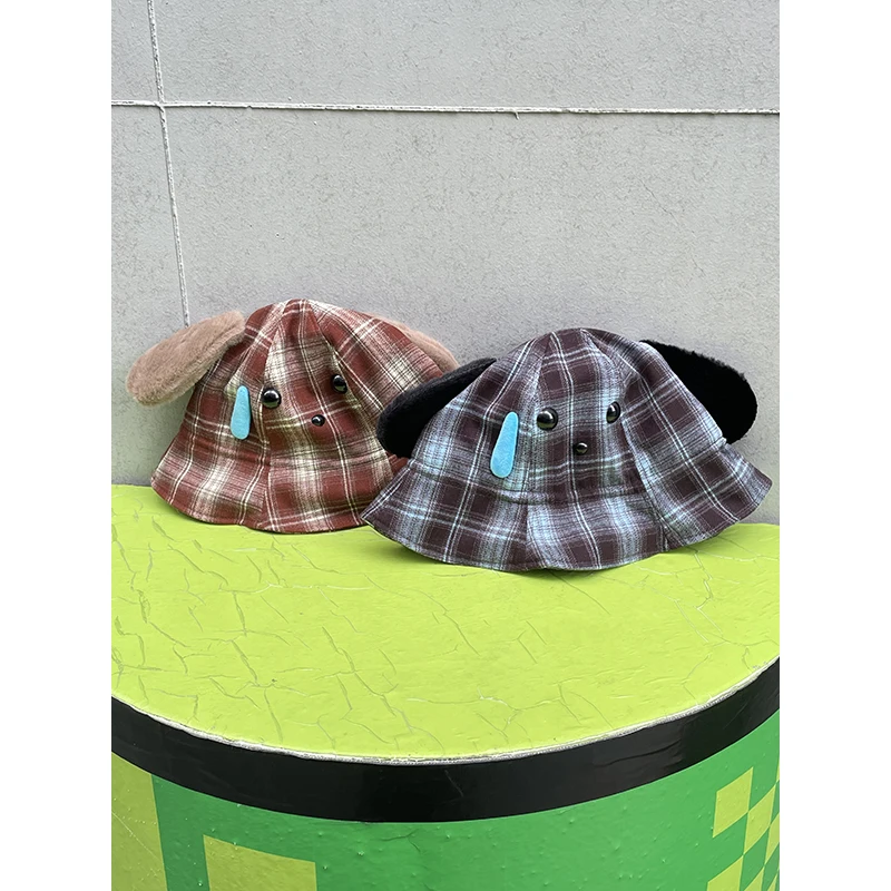 ELFSACK 2025 Autumn New Arrivals Casual Stamp 3D Embroidery Loose Fit Round Neck Sweater For Woman