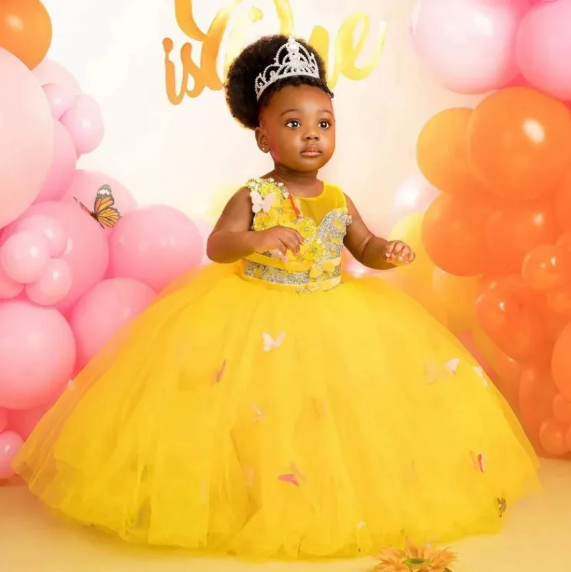 

Yellow Flower Girl Dresses Little Kids Ball Gown Jewel Neck Beading Crystals Tulle Tiered Girls Birthday Party Dress