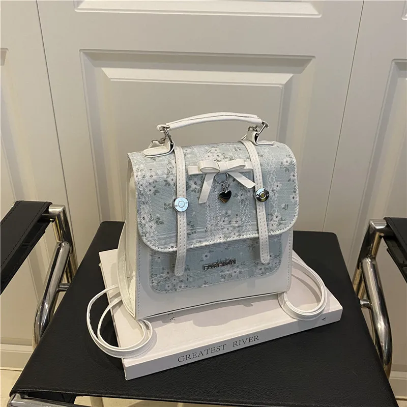 Nieuwe damestas 2025, eenvoudige effen kleur woon-werkverkeer crossbodytassen met enkele schouder, modieuze en stijlvolle textuurrugzak