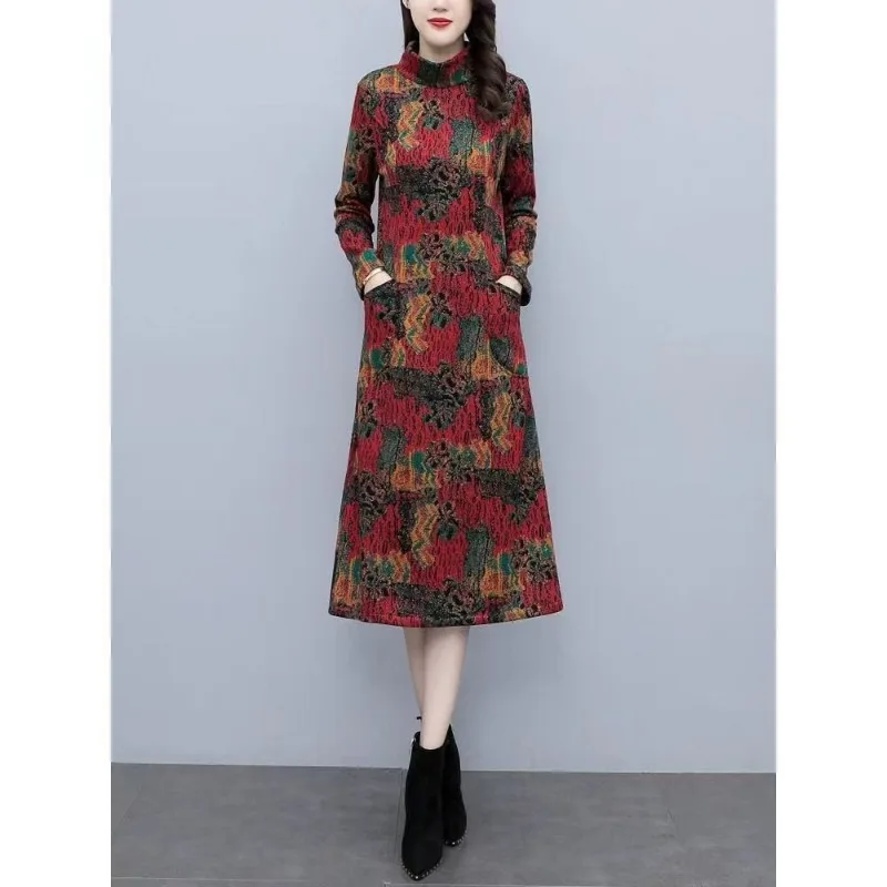 

2023 Autumn and Winter Women's New Pullover Round Neck Printing Pockets Fashion Slim and Versatile Long Sleeved Thickened Dress