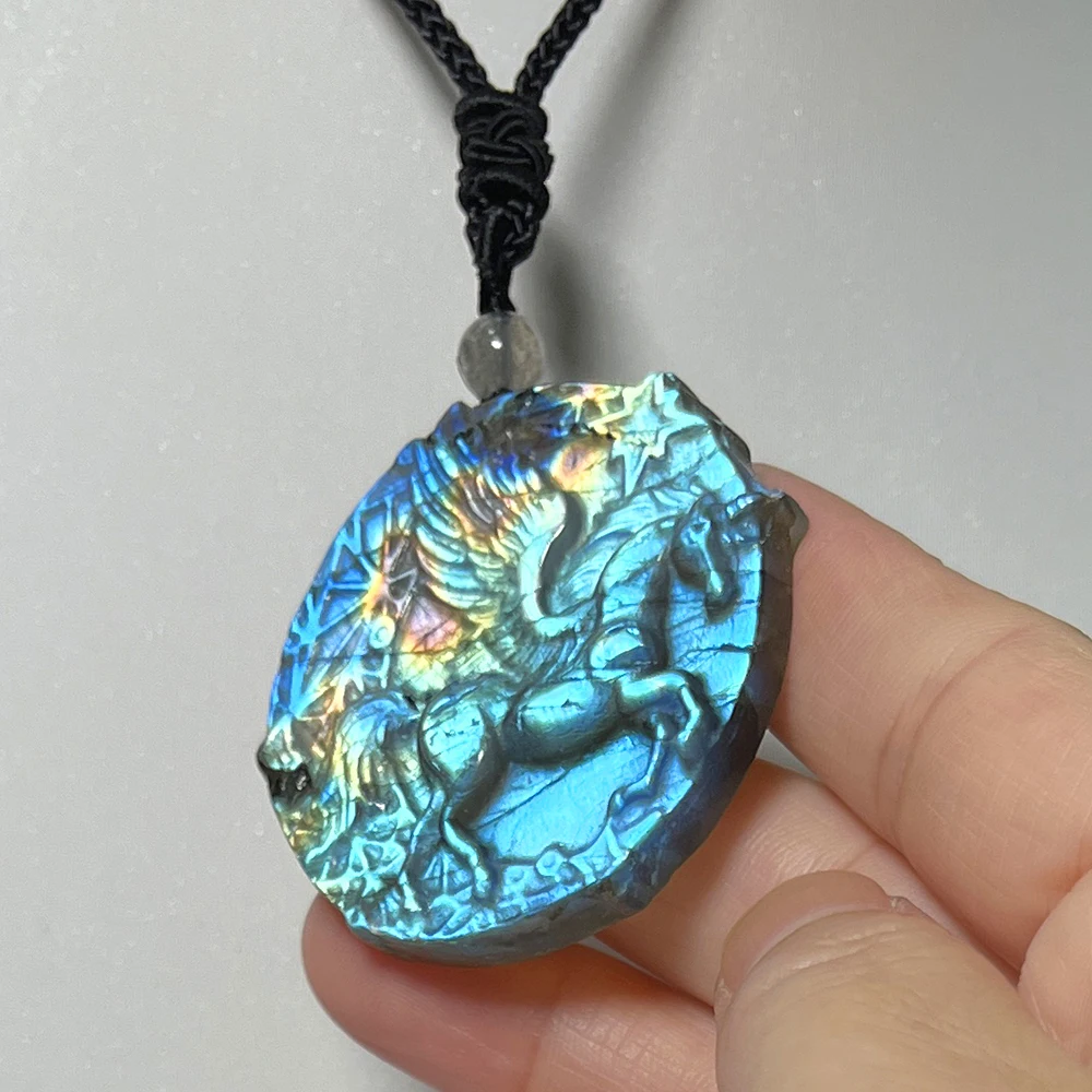 1Pcs Irregular Shape Wolf Mermaid Owl Bead Natural Stone Yellow Blue Labradorite Pendant for Necklace for Men Women