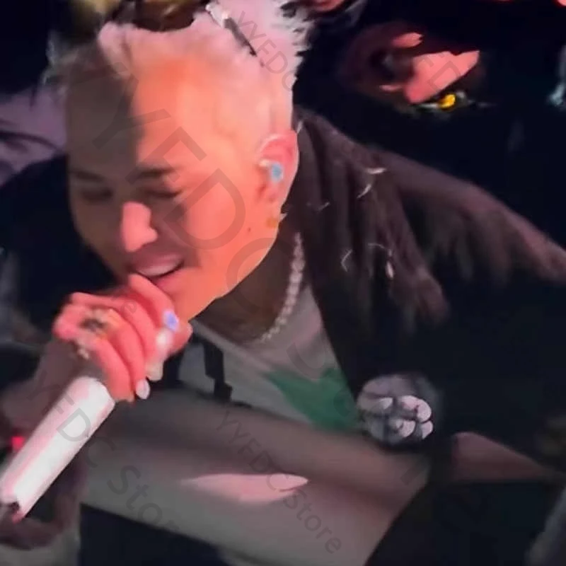 G Dragon نفس تي شيرت GD Overmensch جولة حول العالم الملابس Kpop الرجال النساء الصيف القطن قصير الأكمام تي شيرت الاتجاه فضفاض تي شيرت