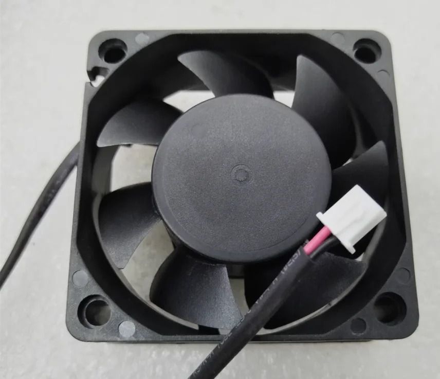 DWPH EFH-06E12M-A003 DC 12V 0.16A 60x60x25mm 2-Wire Server Cooling Fan