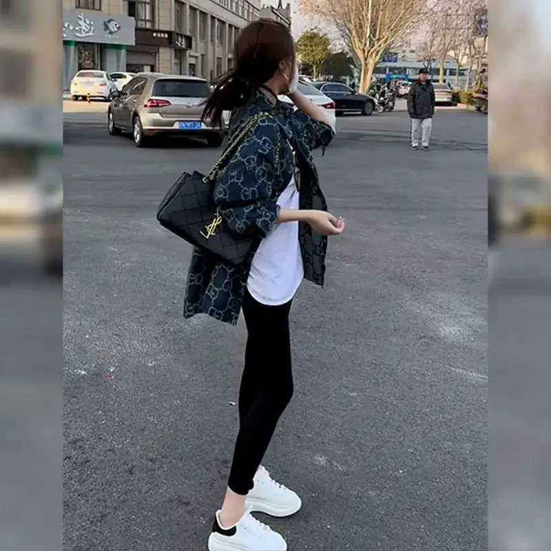 Spring Autumn Letter Print Denim Jacket Jean Jacket for Women Vintage Long Sleeve Jeans Coat Loose Tops High-end Shirts New Chic