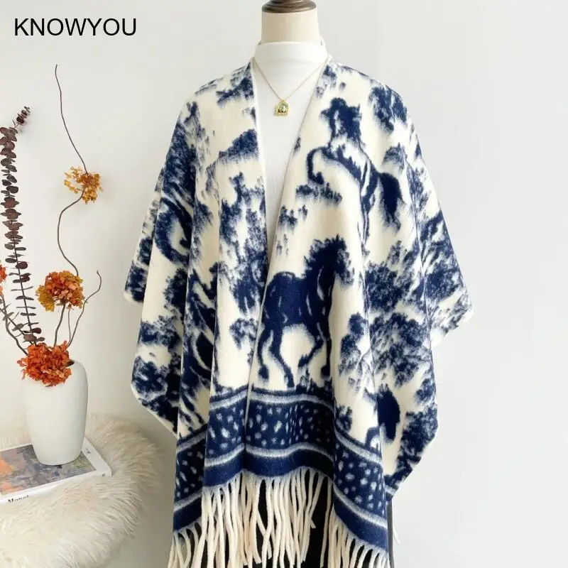 2025 New Shawl Womrn Luxury Print Chinese Style Wraps Warm Pashmina Artificial Cashmere Split Cloaks Loose Echarpes Capes