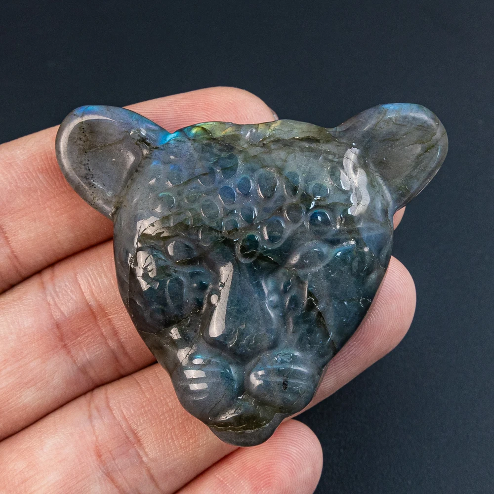 

Natural Labradorite Pendants Hand Carved Panther neck Shape 45X54X10mm For Jewelry Making DIY Necklace Accessories
