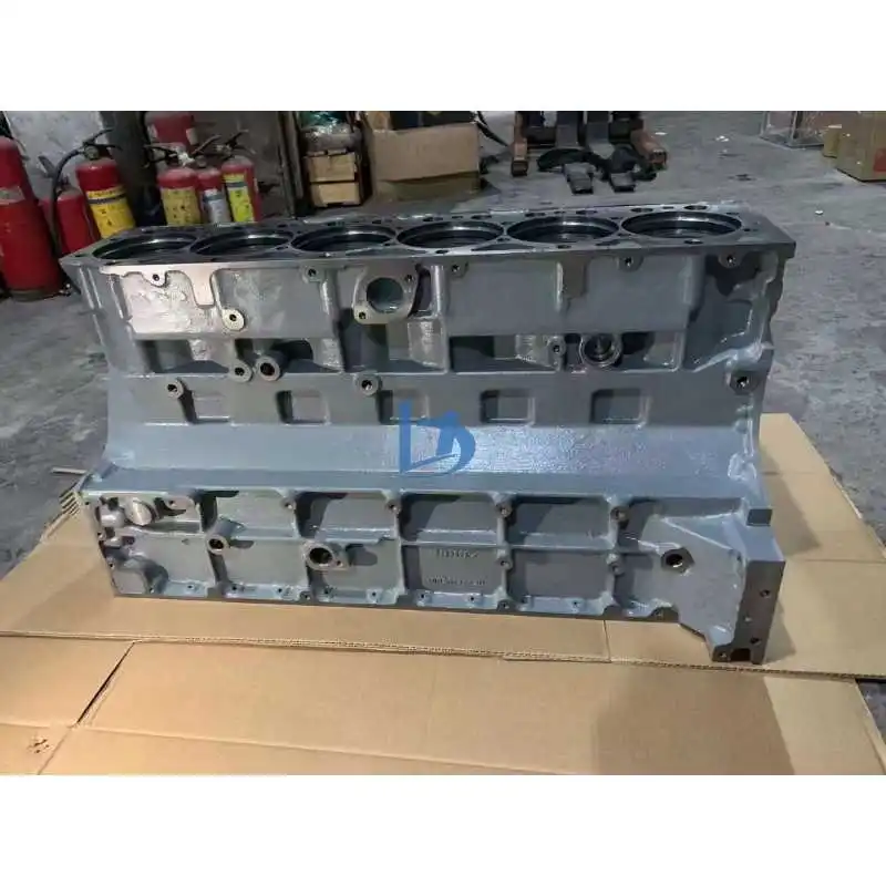 

Excavator Engine Cylinder Block D6E D6D D7D D7E Cylinder Block For