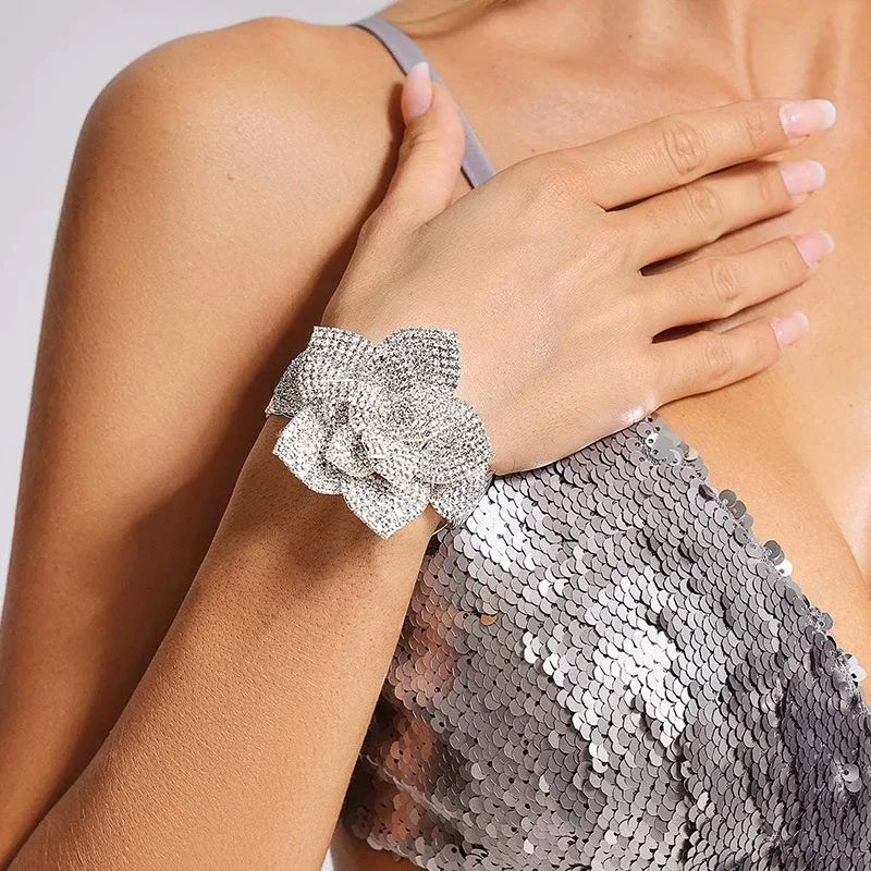 Pulseira em Forma de Flor Strass Trecho, Cristal Brilhante, Pulseira Aberta, Três Camadas, Jóias Festa, Presente para Mulheres, Meninas, Novo