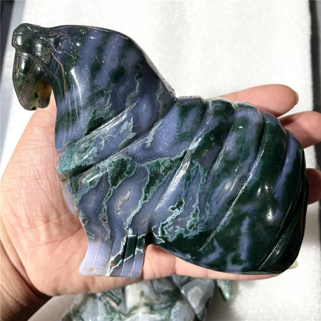 Natural Gems Moss Agate Crystal Made Walrus Elephant Seal Figurine Sea Ox Animal Handicraft Store Decorative Items Supplier