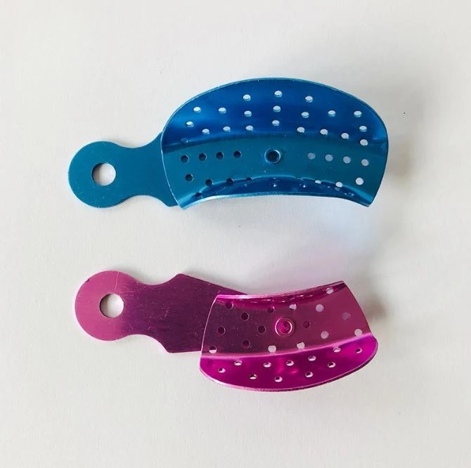 

20 шт. стоматологические вращающиеся регулируемые алюминиевые впечатления, четырехъядерные лотки для впечатления