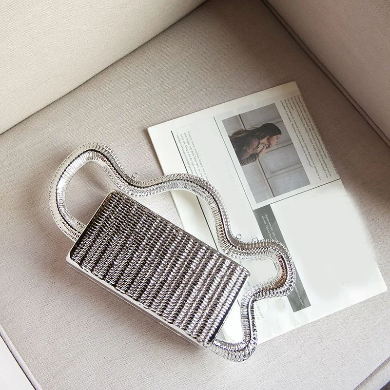 

Luxury Designer Women's Shoulder Bags Silver Evening Clutch Bag Trend Clip Party Purse Fashion Crossbody Handbag