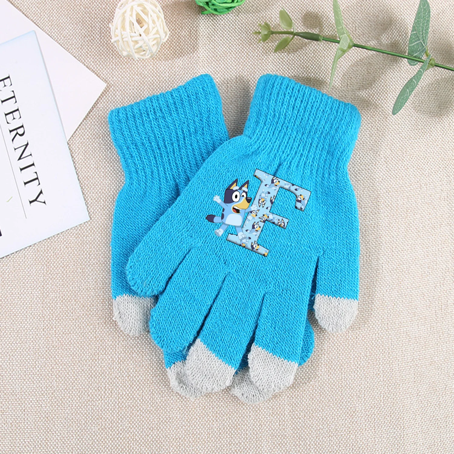 Blueys Gebreide Handschoenen Kinderen Letter A-Z Tastbaar Scherm Handschoen Leuke Cartoon Anime Winter Warme Kleding Accessoires Kinderen Cadeau