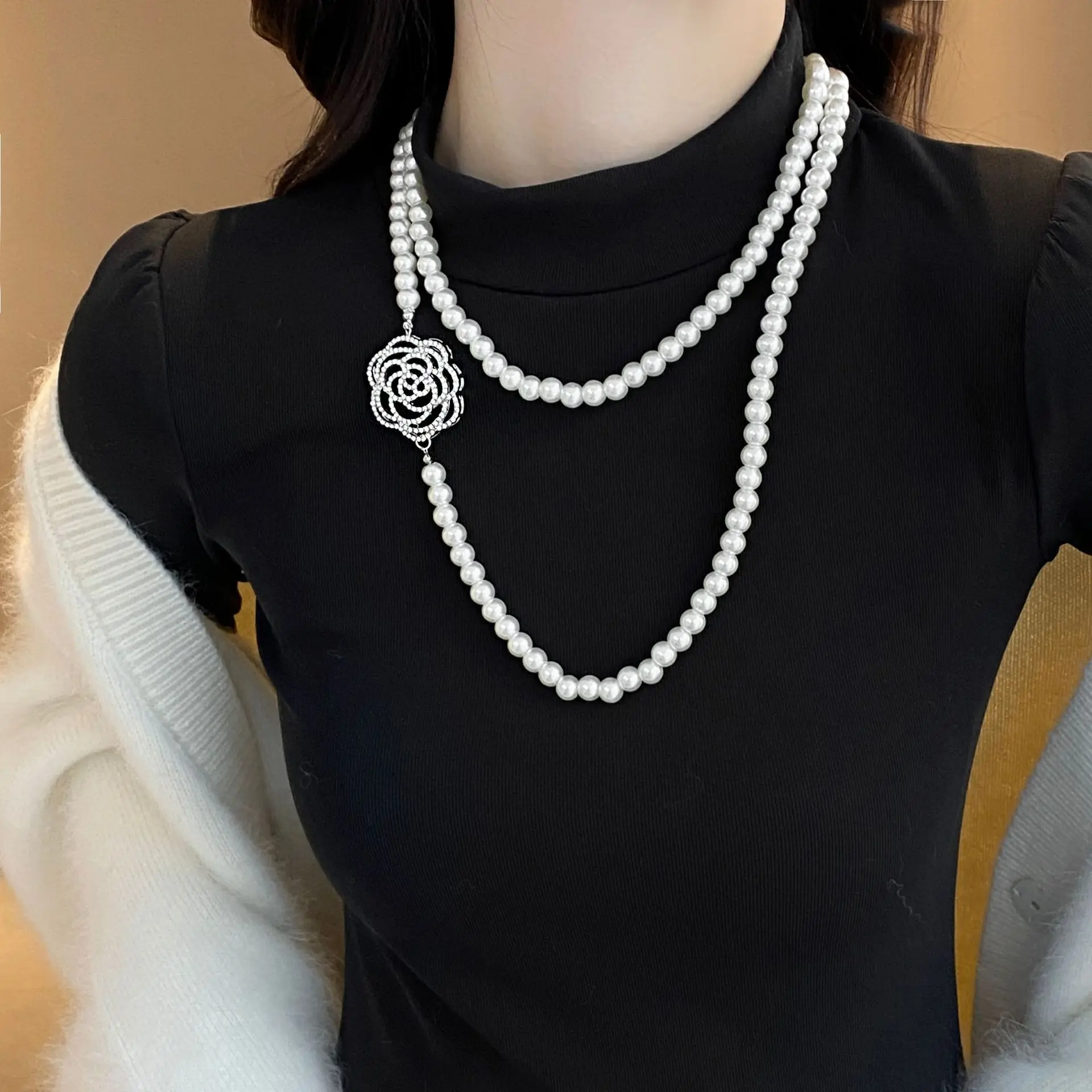 High-end and elegant rose flower pearl long necklace for women, versatile and stylish sweater chain, simple pendant for autumn a