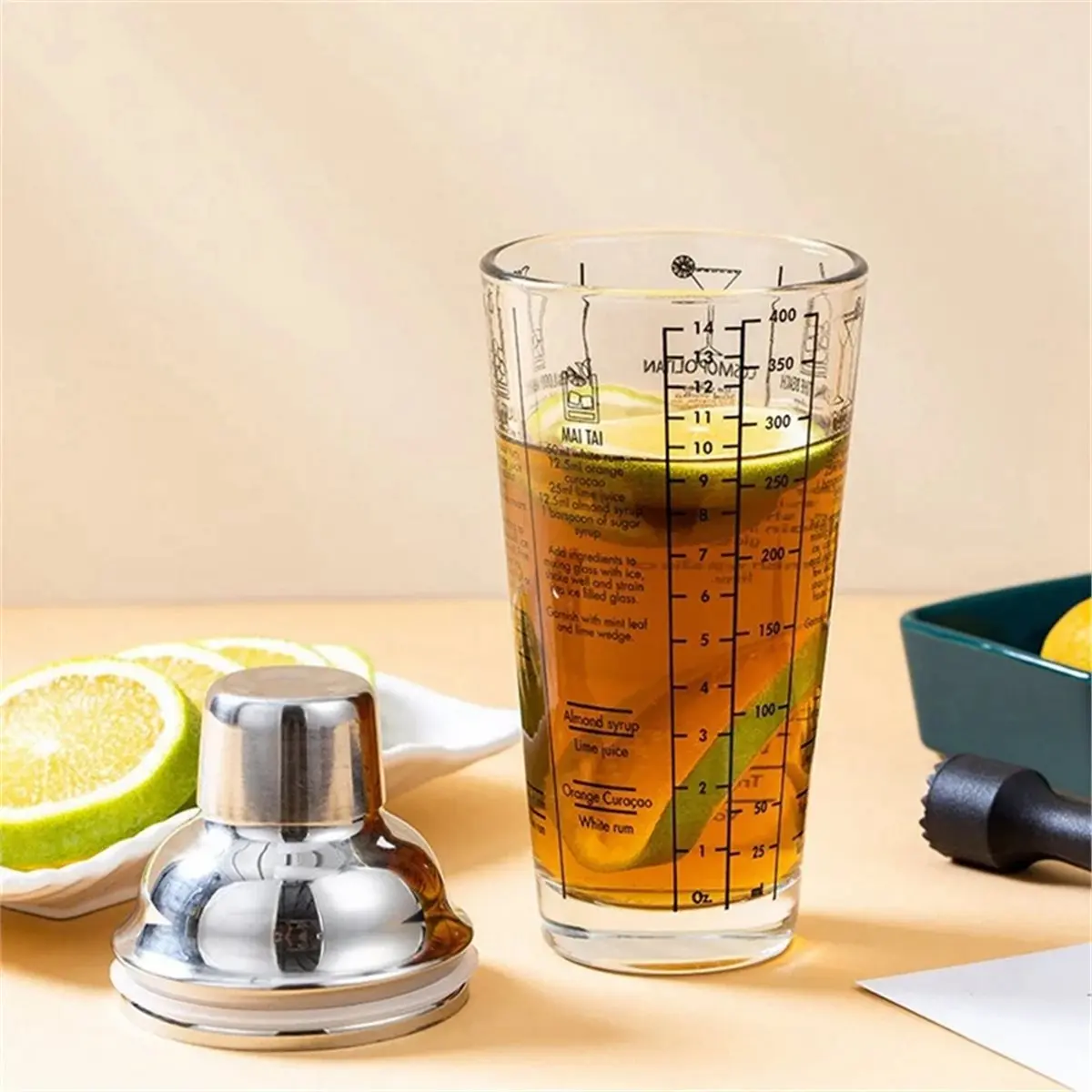 Glass Cocktail Shaker Hand Shaker Cup with Scales 400ML Metallic Steel Lid & Strainer Milk Tea Wine Drink Shaker Mixer