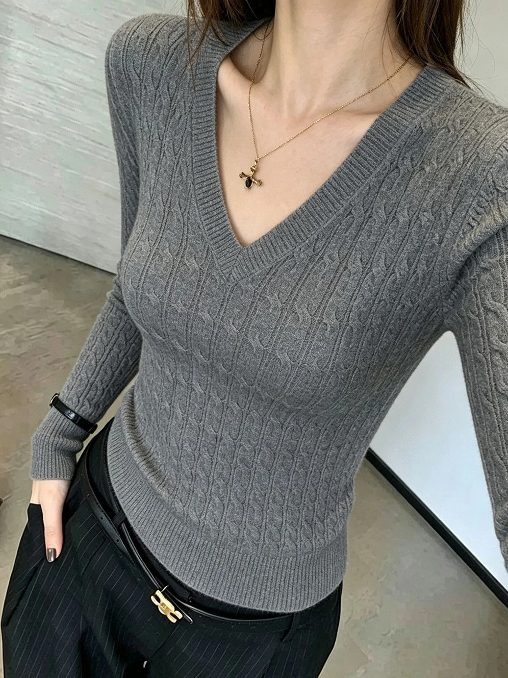 Retro V-Neck Twisted Knitwear Long Sleeve Slimming Casual Basic Top Women's Design Sensation Comfortable Simple Fashion T-Shirt