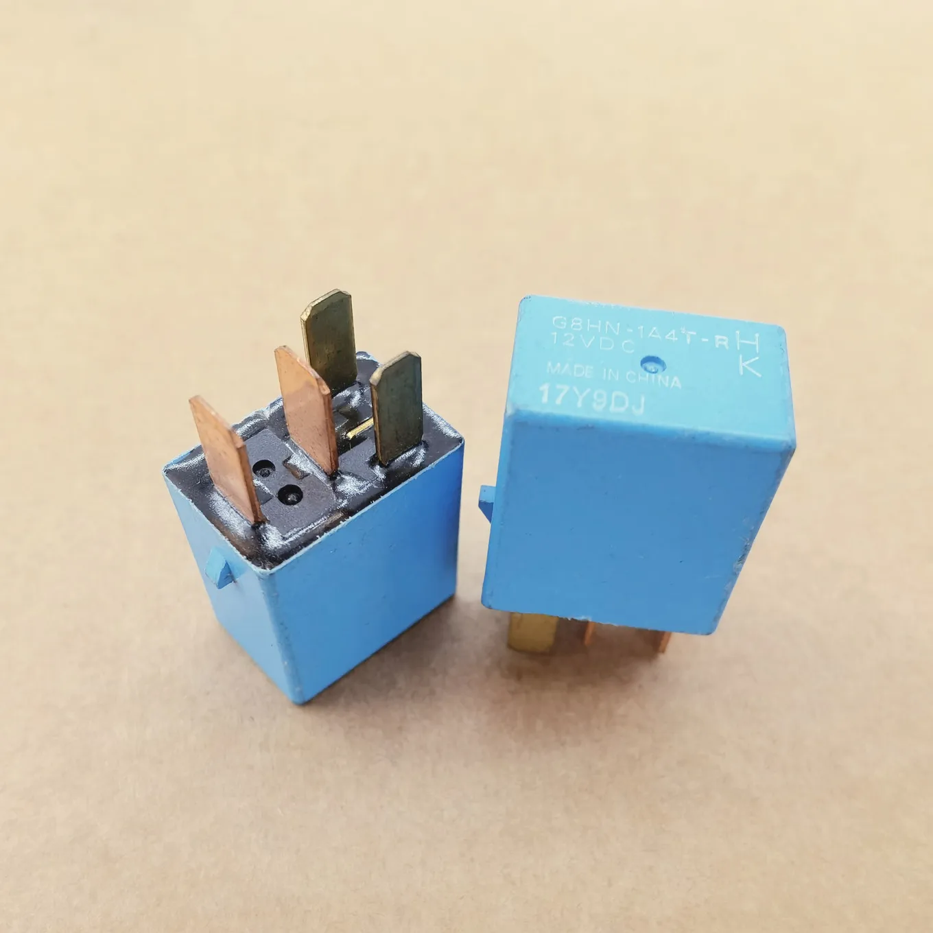 Novo relé automotivo 100% original G8HN-1A4T-RH 12VDC 4 pinos