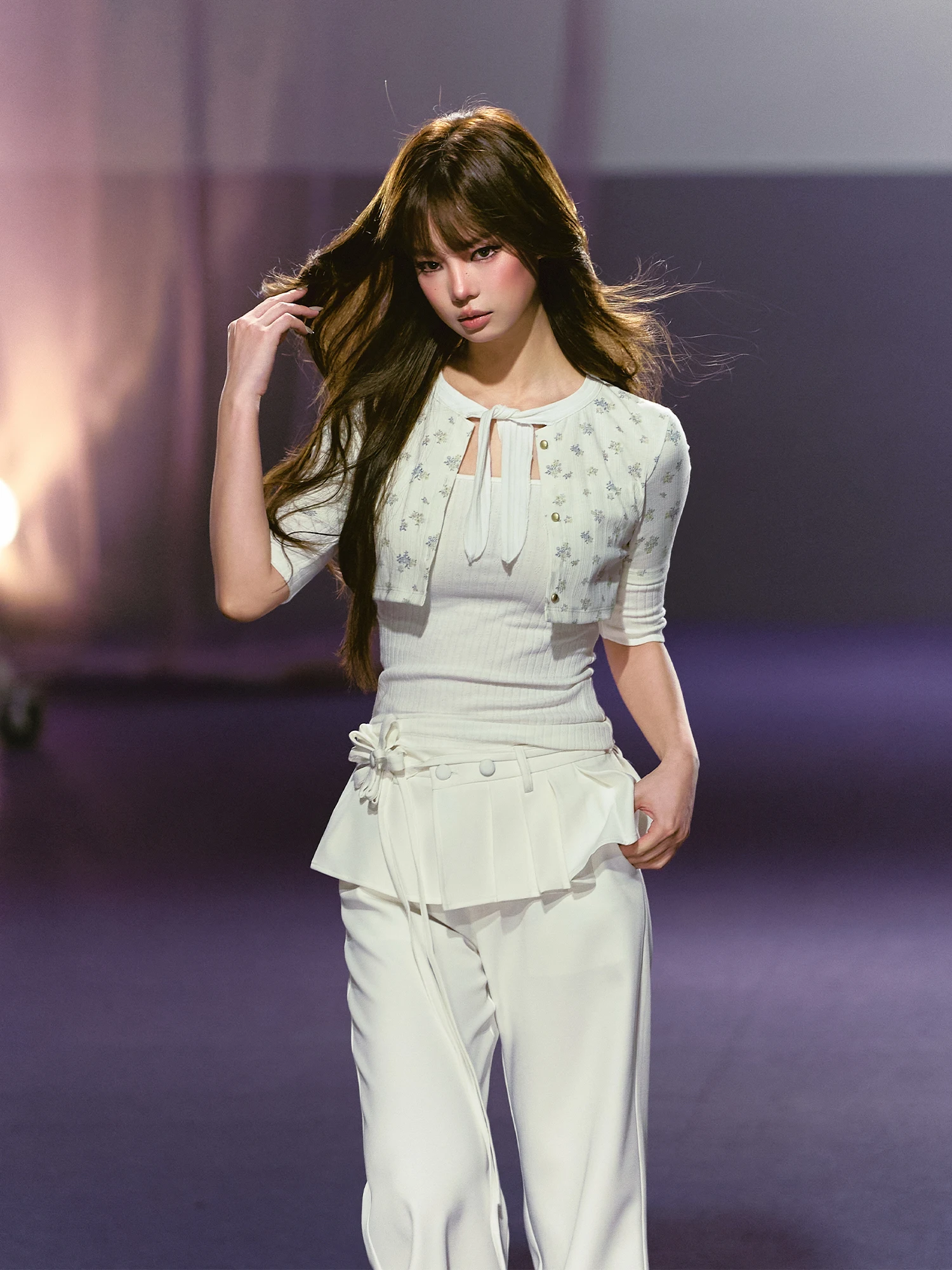 

Женская футболка AGAM Slim Fit без рукавов с цветочным пэчворком, элегантный стиль, стандартная длина, летняя модная повседневная одежда