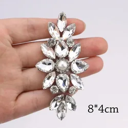 2pcs Women Flower Iron on Patch Applique di strass di cristallo con perline per abbigliamento, cappelli, borse, accessori decorativi fai da te