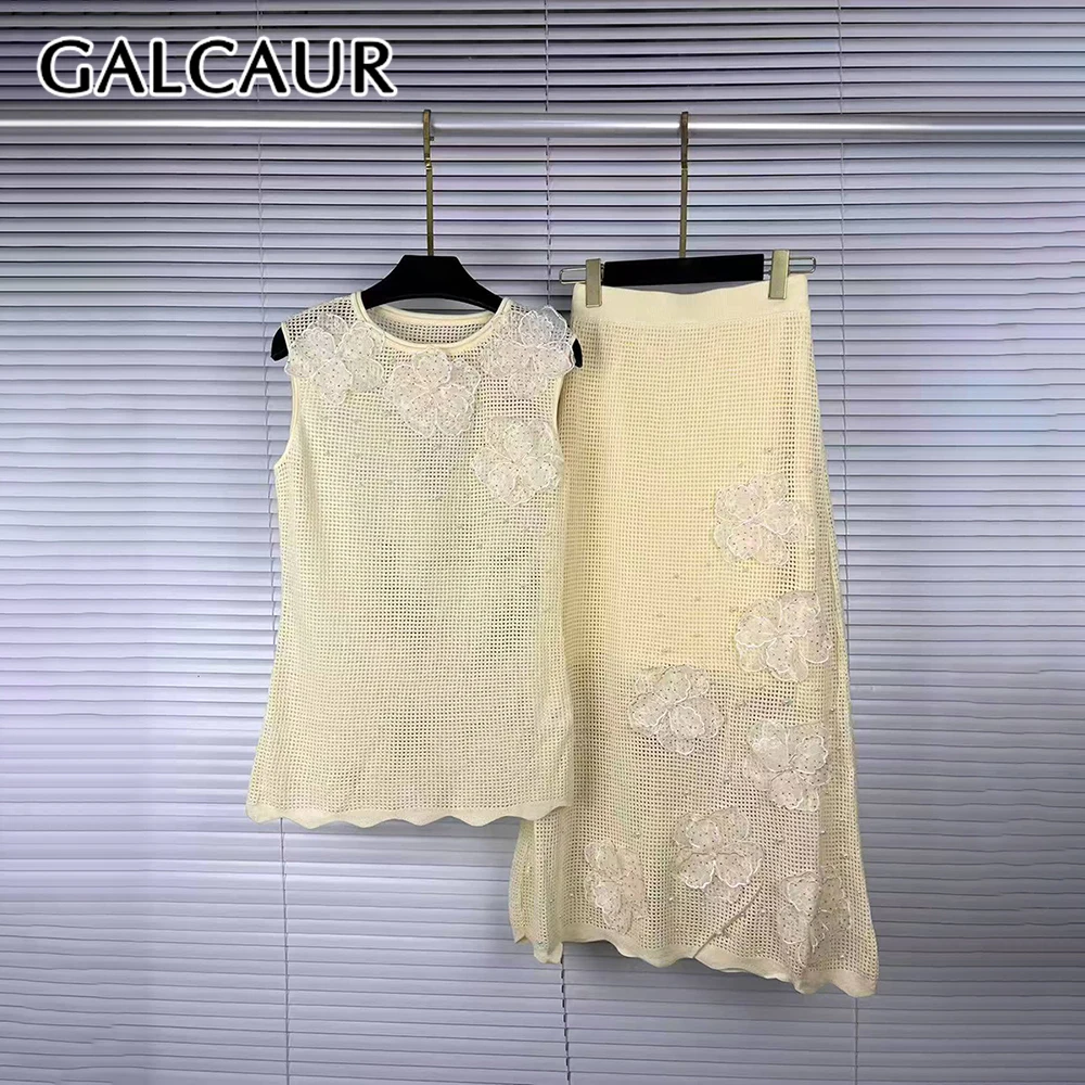 

GALCAUR Slimming Spliced 3D Flowers Two Piece Set for Women Round Neck Sleeveless Top Patchwork Elastic Waist Skirt Sets Female