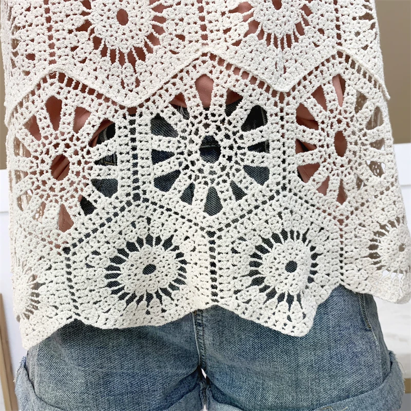 Women\'s Hollow Out Crochet Tank Top Sleeveless Summer Vest Korean Style Casual Holiday Beach Boho Beige Lace Top