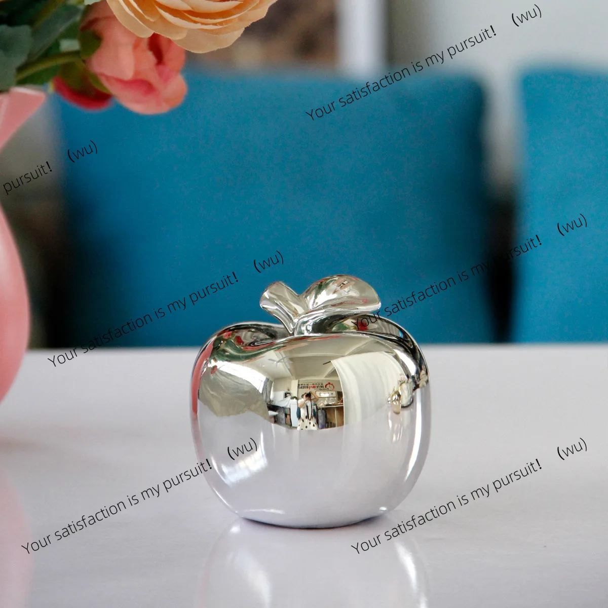 Modern simple European Nordic style home jewelry creative Christmas gift gold silver apple ceramic ornament