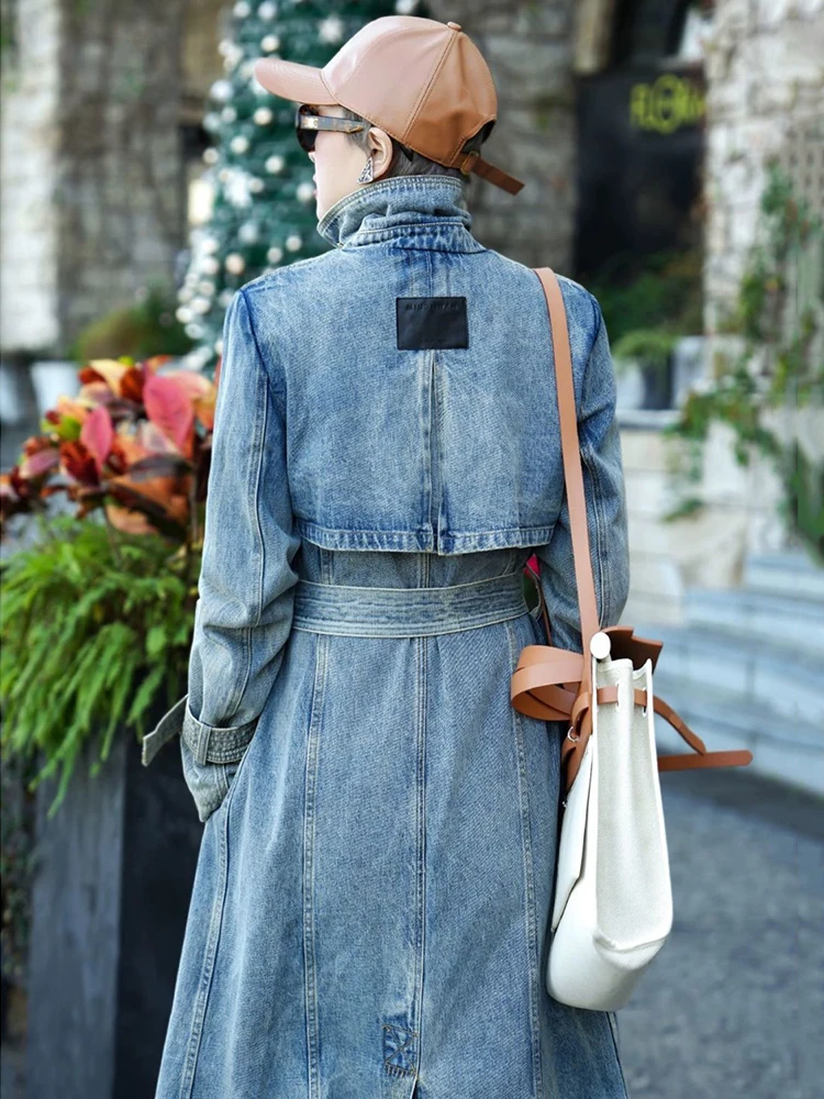 Jesienne dżinsowe trencze dla kobiet 2024 Jean Lapel Long Sleeve Belt Patchwork Loose Vintage Windbreaker Female Jacket