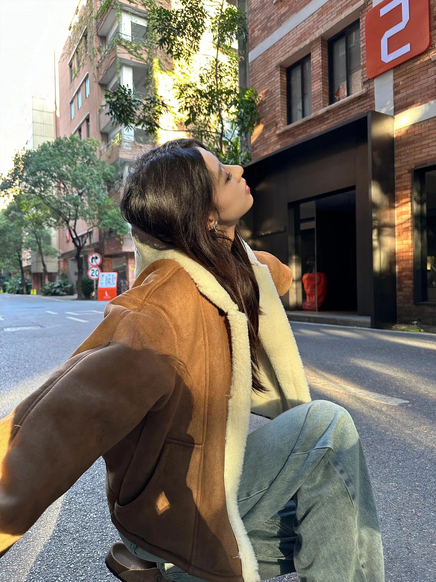 Zhao Lusi's Xu Yan Lammfellmantel im gleichen Stil für Damen 2025, neuer umweltfreundlicher Winterpelzmantel