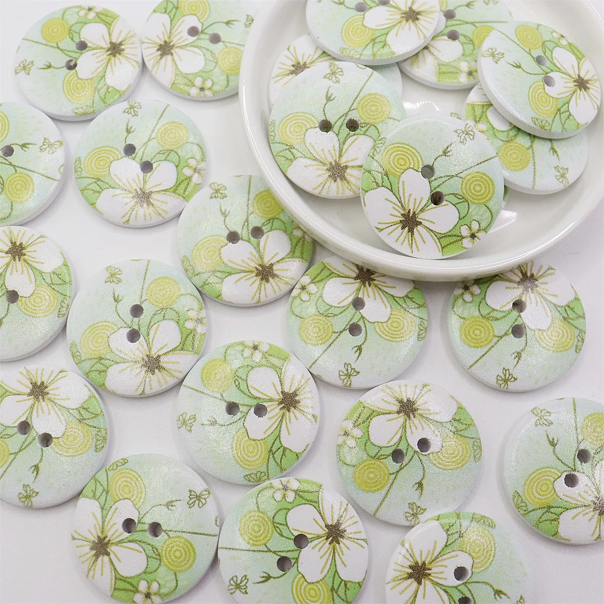 20pcs 30mm Large Round 2 Hole Green Flower Floral Painted Wood Buttons DIY Crafts Sewing Decorations Embellishments Scrapbooking