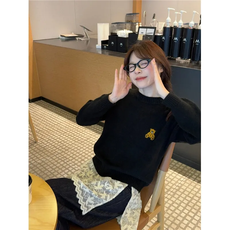 Korean Sle Long Sve Embroidered Bear Knitwear Women's Loose Fit Overhead Winter Sweater Slimming Versatile Casual Top