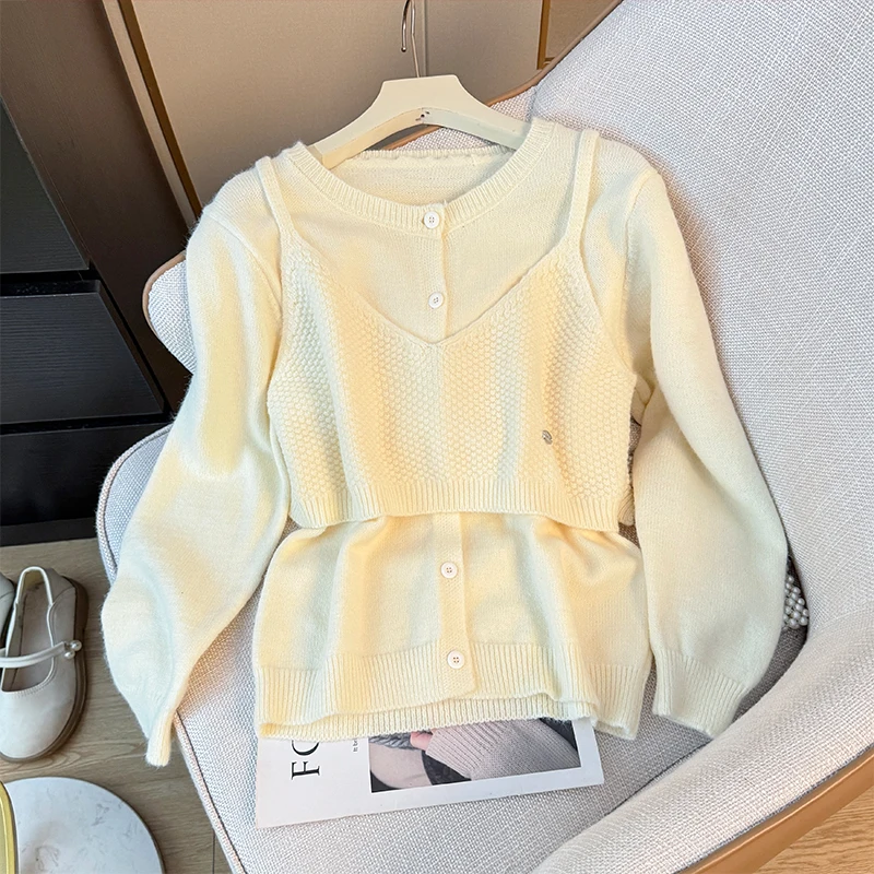 

Youth Lady Sweet Knitwears Single-breasted Long-sleeved Knitted Sweater Autumn Trendy Leisure Vest And Coat Two-piece Sets