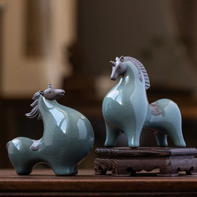 Ge kiln small Tang horse ornaments, ceramic animals, fortune creative home living room, desktop decorations