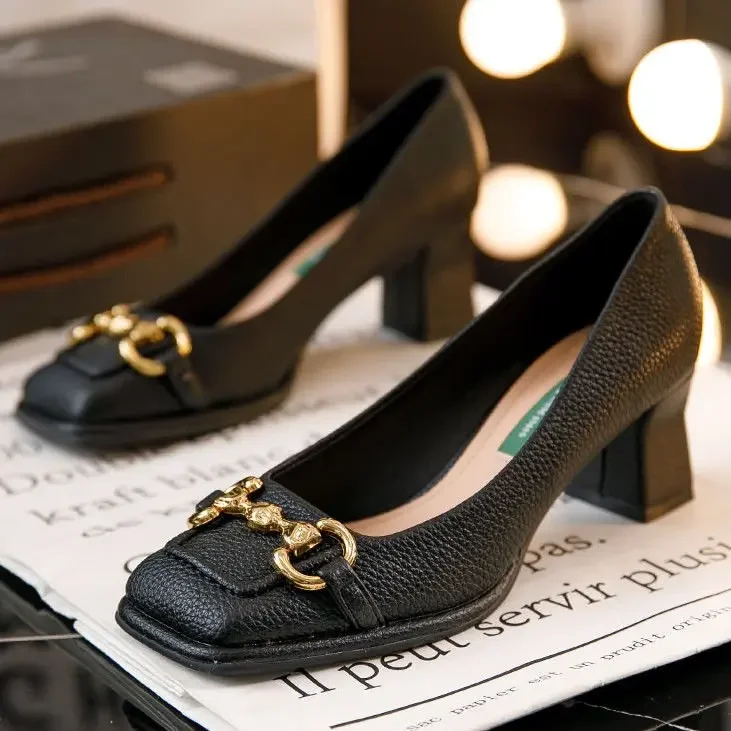 Luxuriöse Damen-Mary-Jane-Schuhe im französischen Stil mit mittelhohem Absatz, offener Rückseite, dickem Absatz, eckiger Spitze, für den Sommer, für Büro und Freizeit. – Detail 7