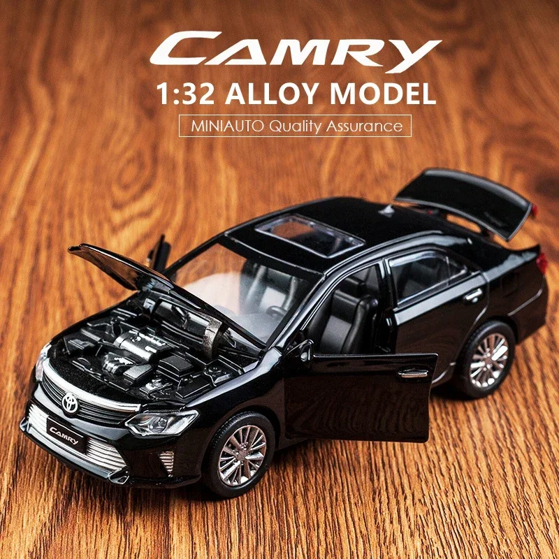 

1:32 Seventh Generation TOYOTA CAMRY Alloy Car Model Diecast & Toy Vehicles Metal Toy Car Model Simulation Sound Light Gift