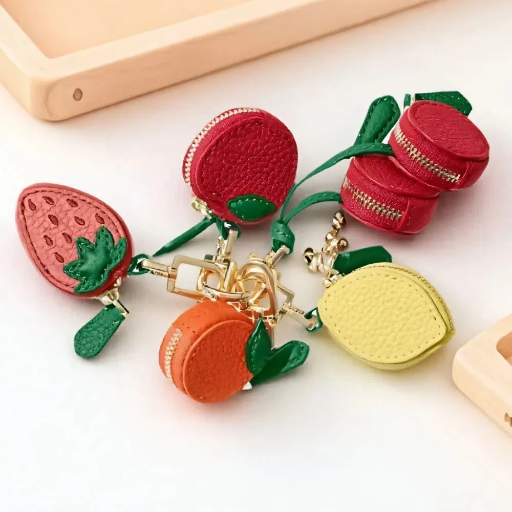 Stylish Mini Fruit Keychain Purse Charming Leather Pear Shaped Wallet Portable Cute Design Keychain Purse Girl Accessories