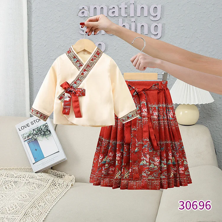 Conjunto de falda de cara de caballo Hanfu chino para niña, traje Tang de luna llena, regalo de cumpleaños, felpa cálida de invierno, ropa de Año Nuevo, 2024